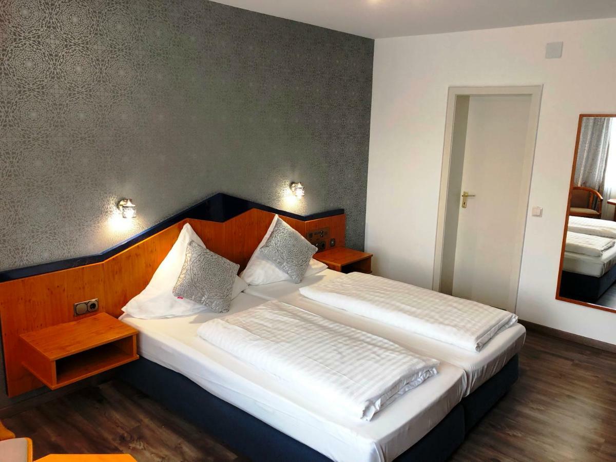 Hotel Restaurant New Neuenhof Wuppertal Dış mekan fotoğraf